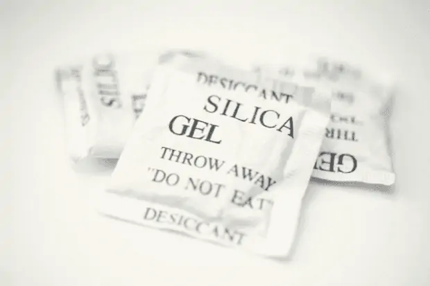 Image showing silica gel packets.